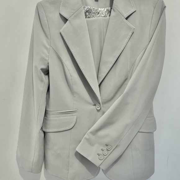 CAbi Mushroom/Gray top-stitch Suit (size 8) w/lace top (M) - favorite suit EVER! - Picture 5 of 7